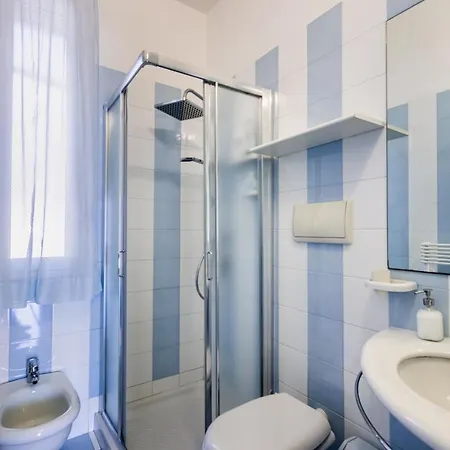 Teocrito Piscina & Mare بيت للعطل أفولا