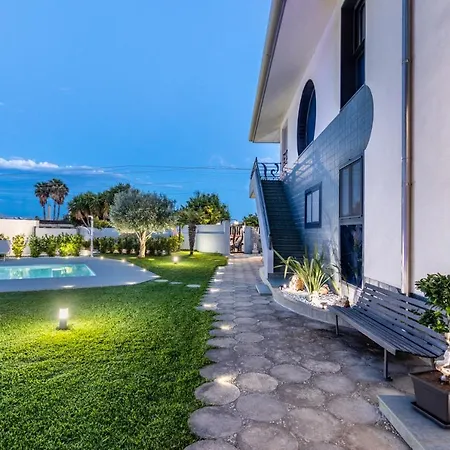 Holiday home Teocrito Piscina & Mare Avola