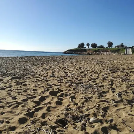 بيت للعطل Teocrito Piscina & Mare أفولا