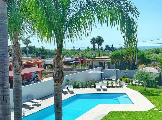 Casa de Férias Teocrito Piscina & Mare Avola