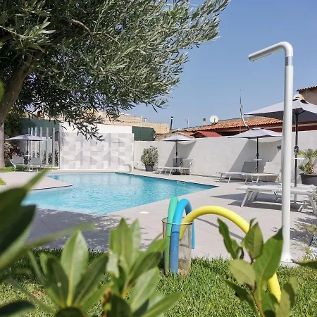 Teocrito Piscina & Mare Holiday home